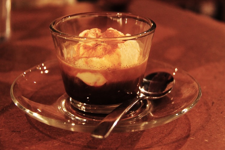 Coffee Recipe - Italian Affogato Vanilla Ice Cream Coffee